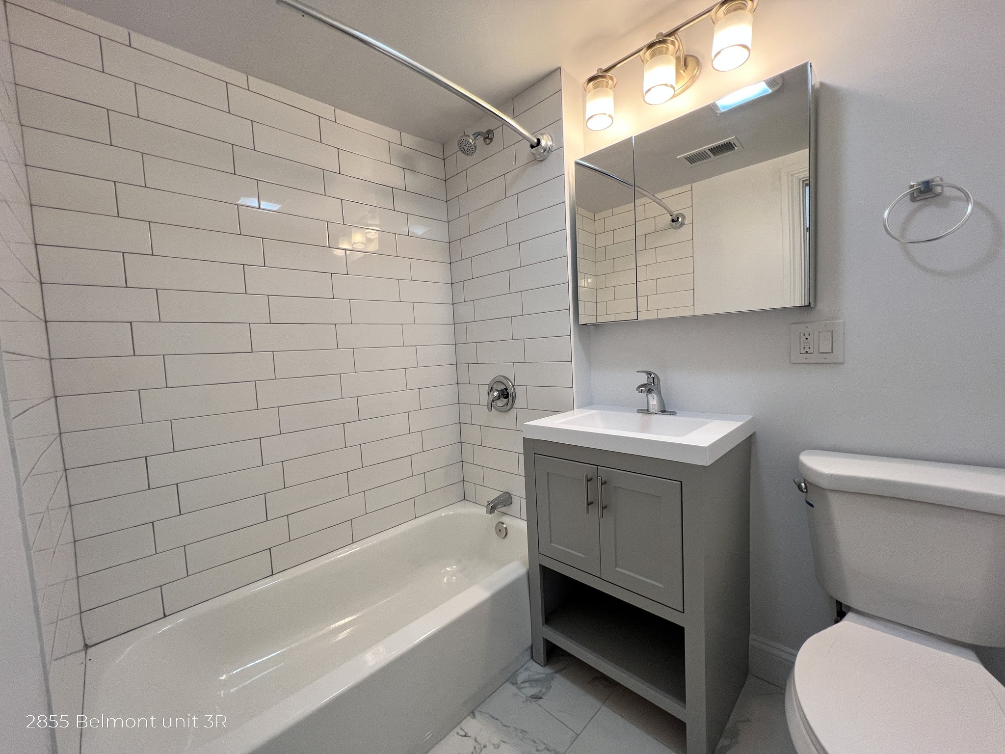 2855-57 W. Belmont Ave. 2855 - 2857 W. Belmont Ave., Chicago, IL 60618 Avondale - Leasing by Cross Street